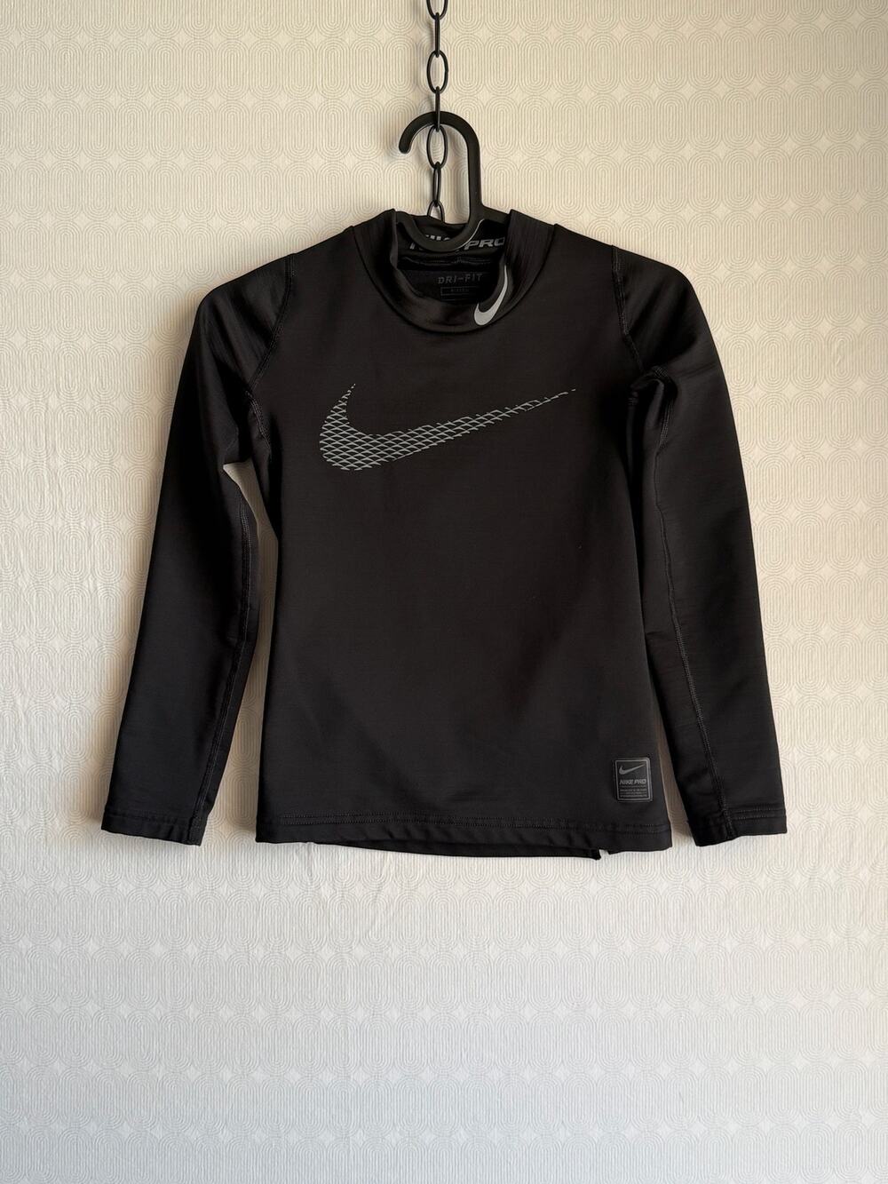Nike Pro Boys Compression Shirt Size M Black Long Sleeve Dri-Fit Fitted